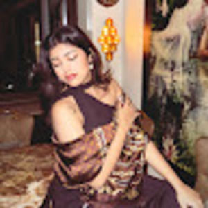 Meet your Posher, Pakhi